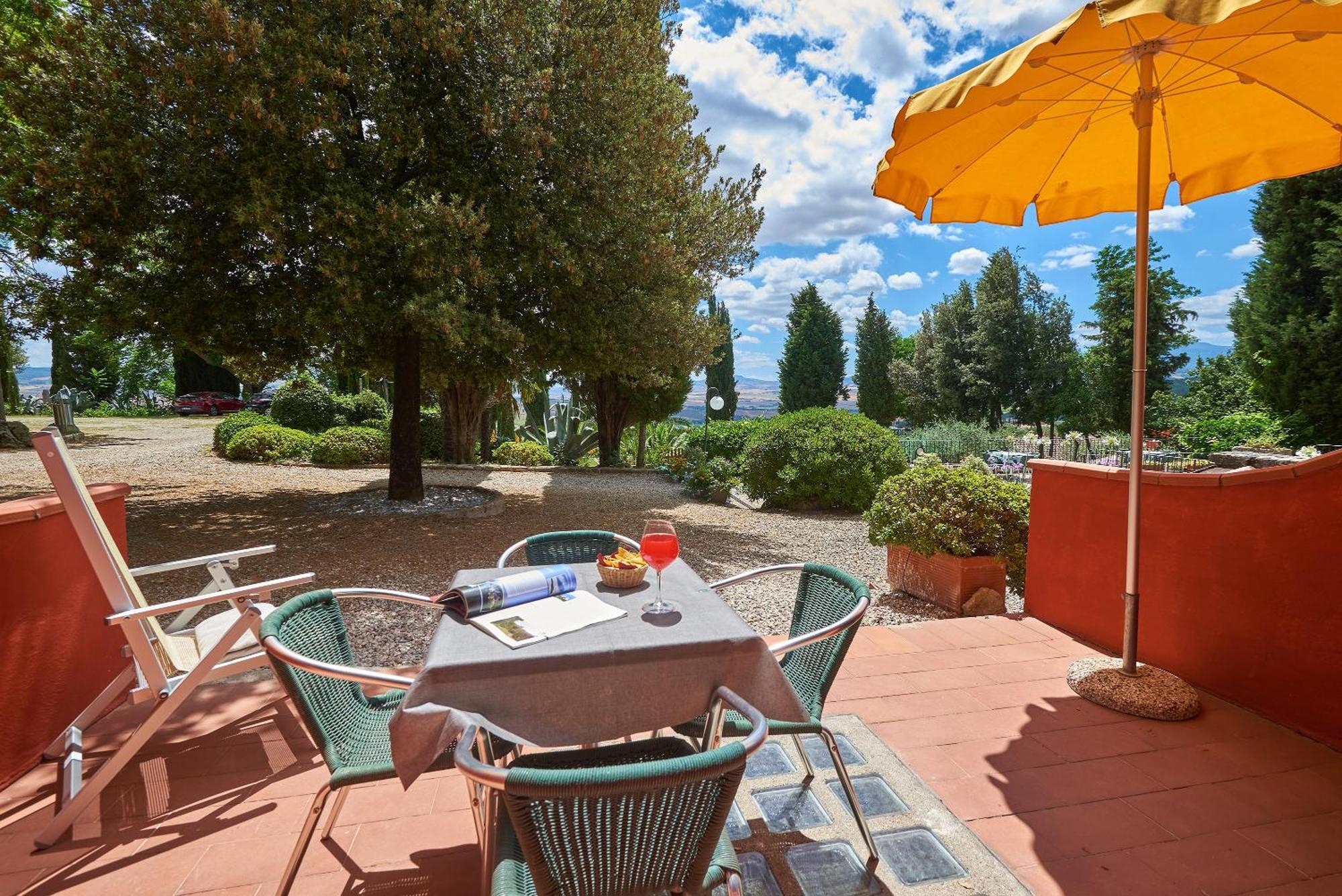 Casanova - Panoramic Rooms And Suites San Quirico dʼOrcia Exteriör bild