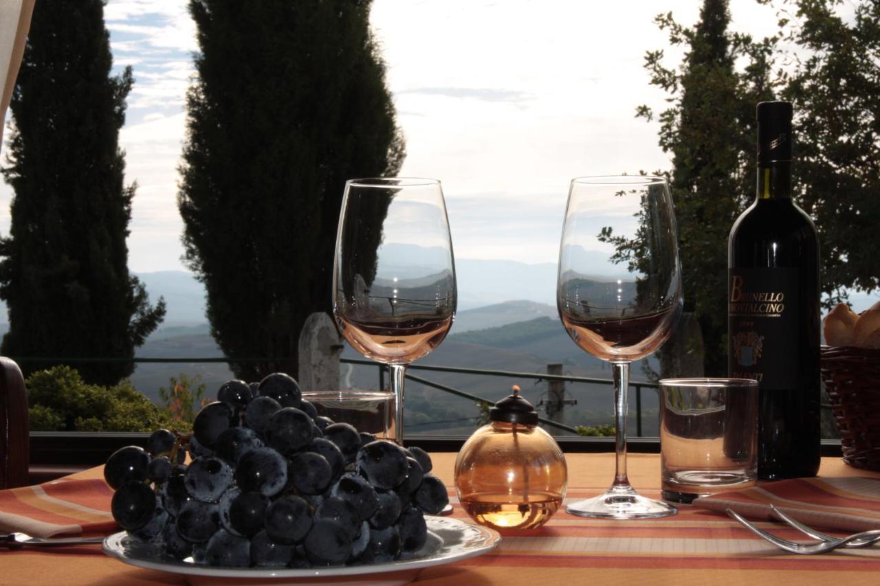 Casanova - Panoramic Rooms And Suites San Quirico dʼOrcia Exteriör bild