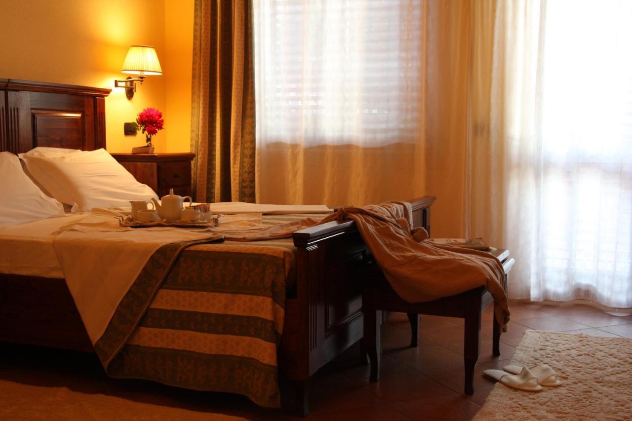 Casanova - Panoramic Rooms And Suites San Quirico dʼOrcia Exteriör bild
