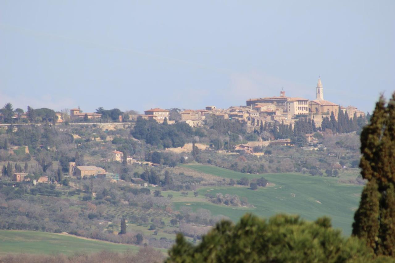 Casanova - Panoramic Rooms And Suites San Quirico dʼOrcia Exteriör bild